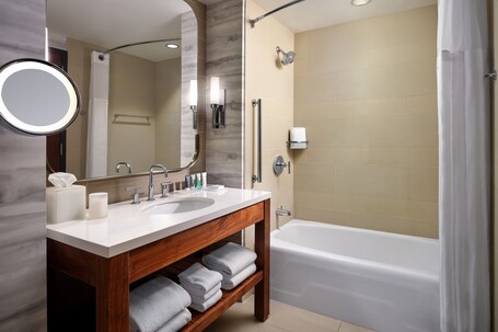 JW Marriott Indianapolis - Image 12