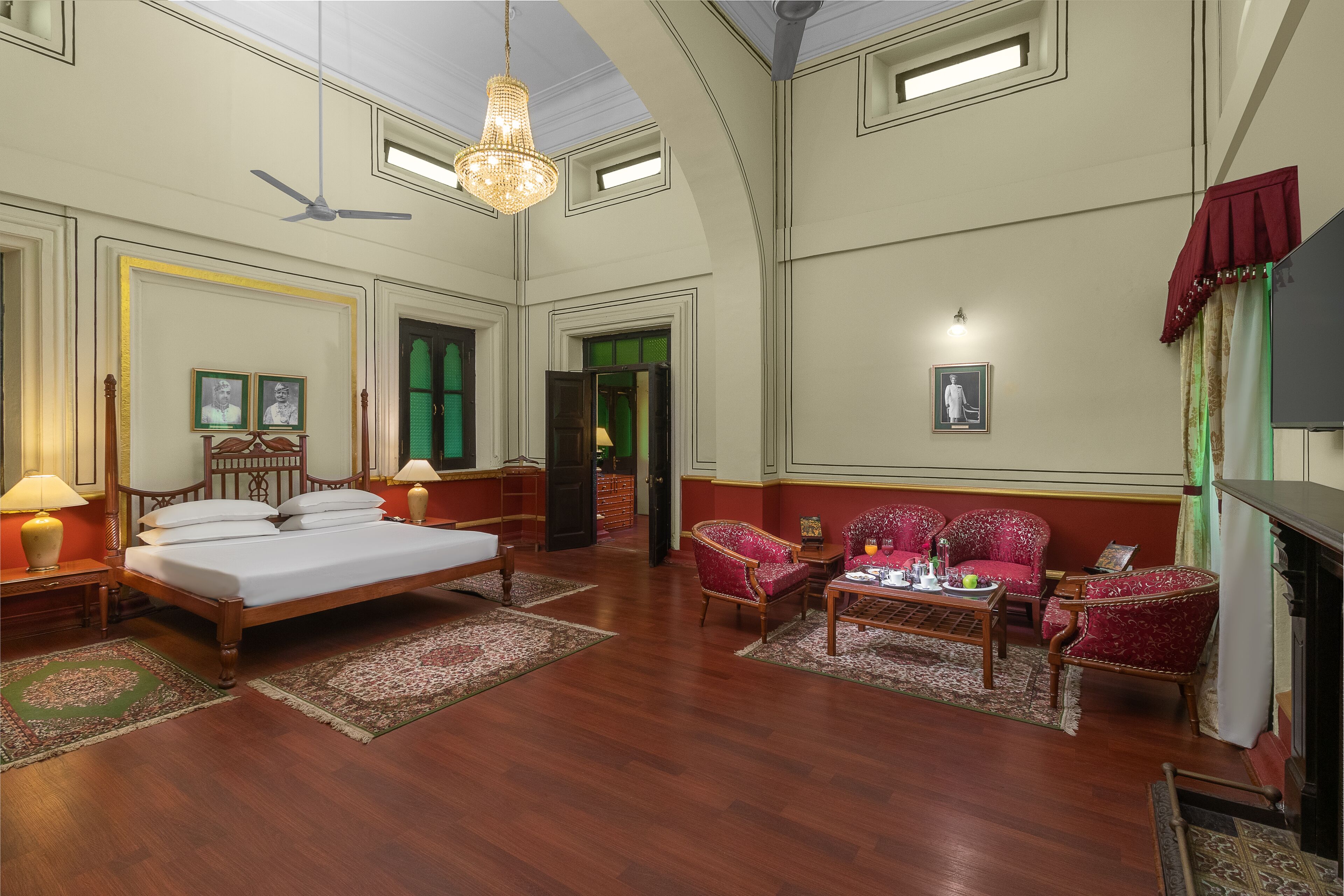 royal suite, 1 queen bed | living area | plasma tv