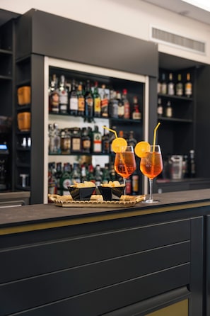 Bar (on property) - Cavour 30TRE - Hotel Moderno (Stresa)