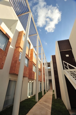 View from property - Bambu Suites - Near Quinta Avenida (Playa del Carmen)