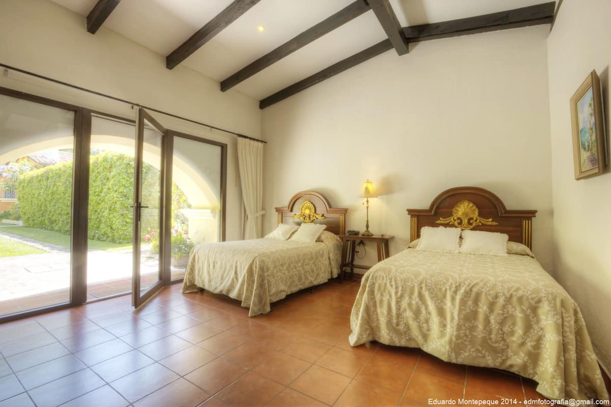 1 slaapkamer, luxe beddengoed, donzen dekbedden, Tempur Pedic-bedden