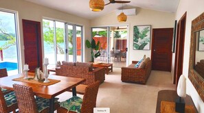 Frangipani 2BD Pool House | Área de sala de estar