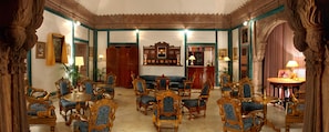 Breakfast (INR 500 per person)
