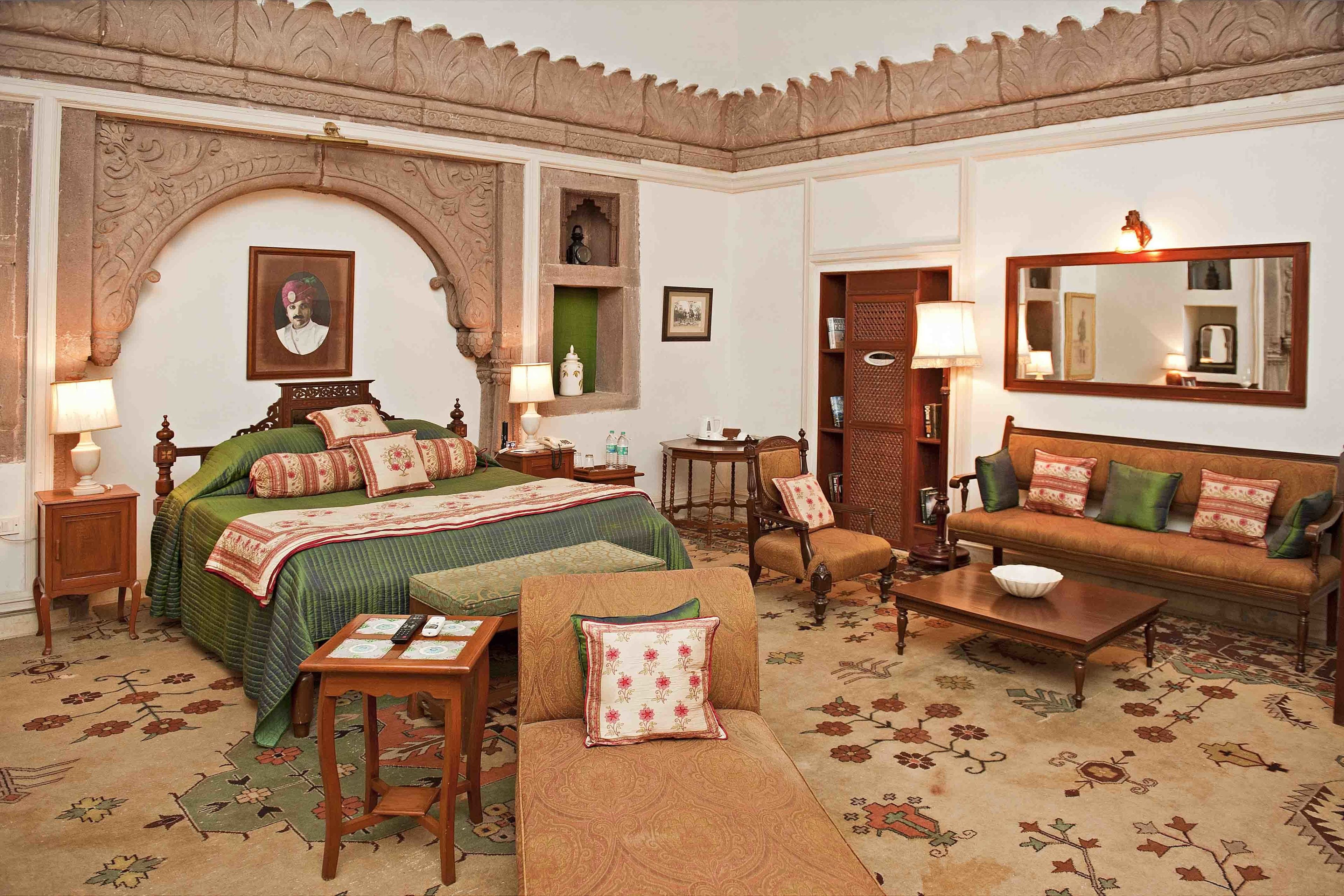 Suite, 1 King-Bett | Hochwertige Bettwaren, Daunenbettdecken, Pillowtop-Betten, Zimmersafe