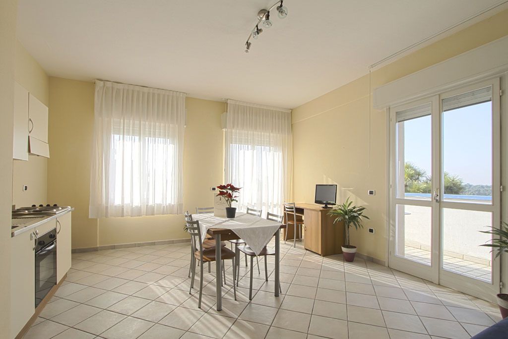 28-inch tv with satellite channels