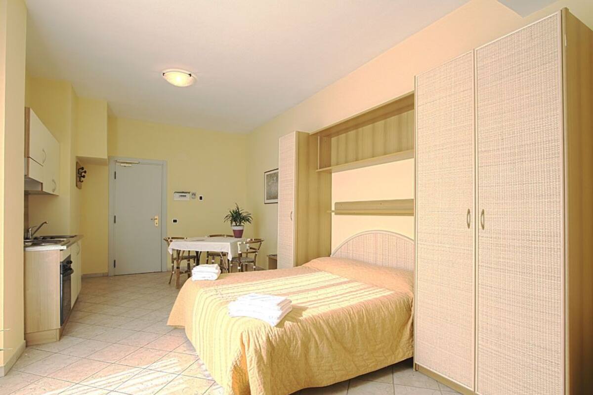 Desk, cots/infant beds, rollaway beds, free WiFi
