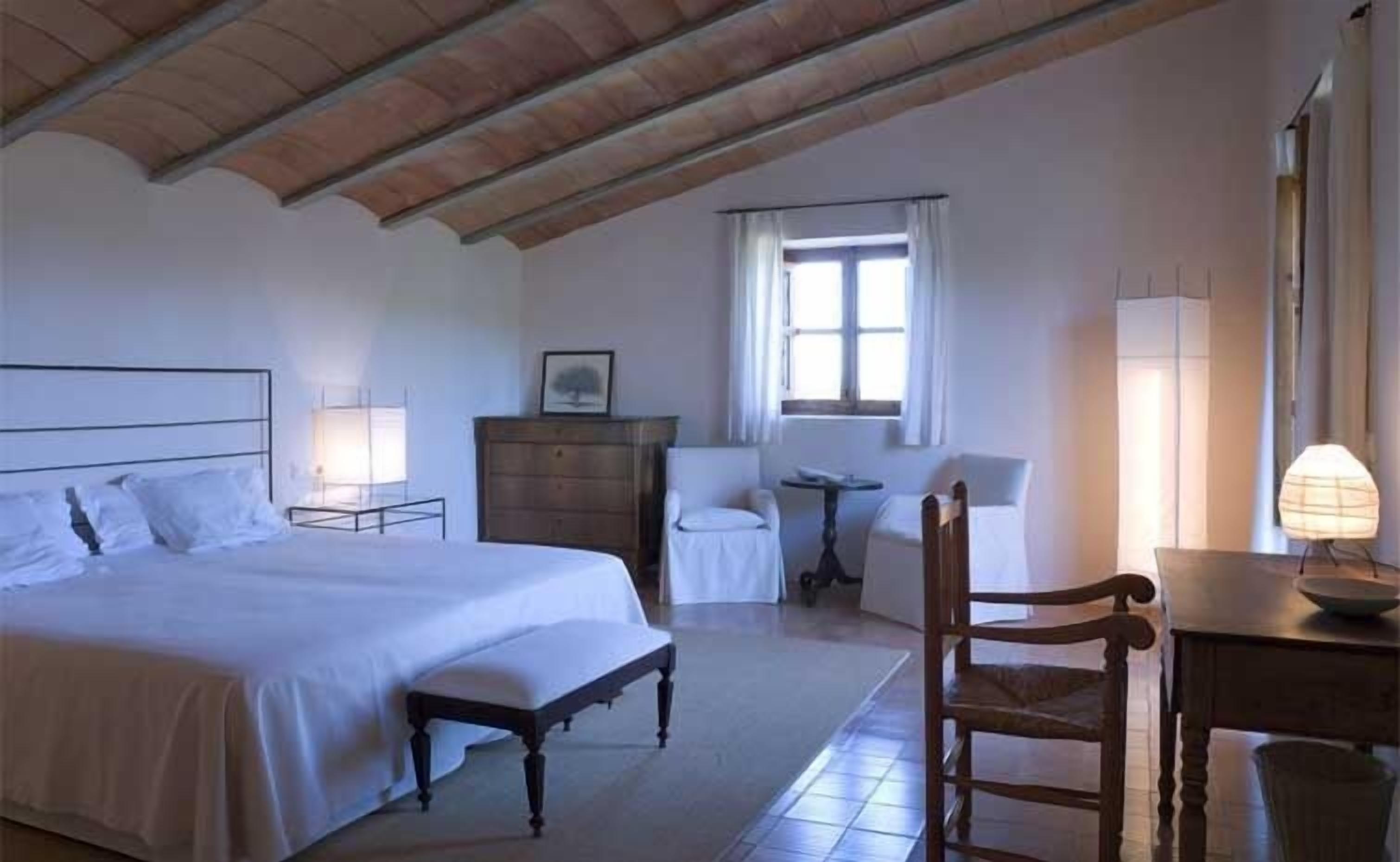 Photo - Son Bernadinet