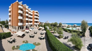 Exterior - Continental (Fano)