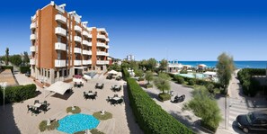 Exterior - Continental (Fano)