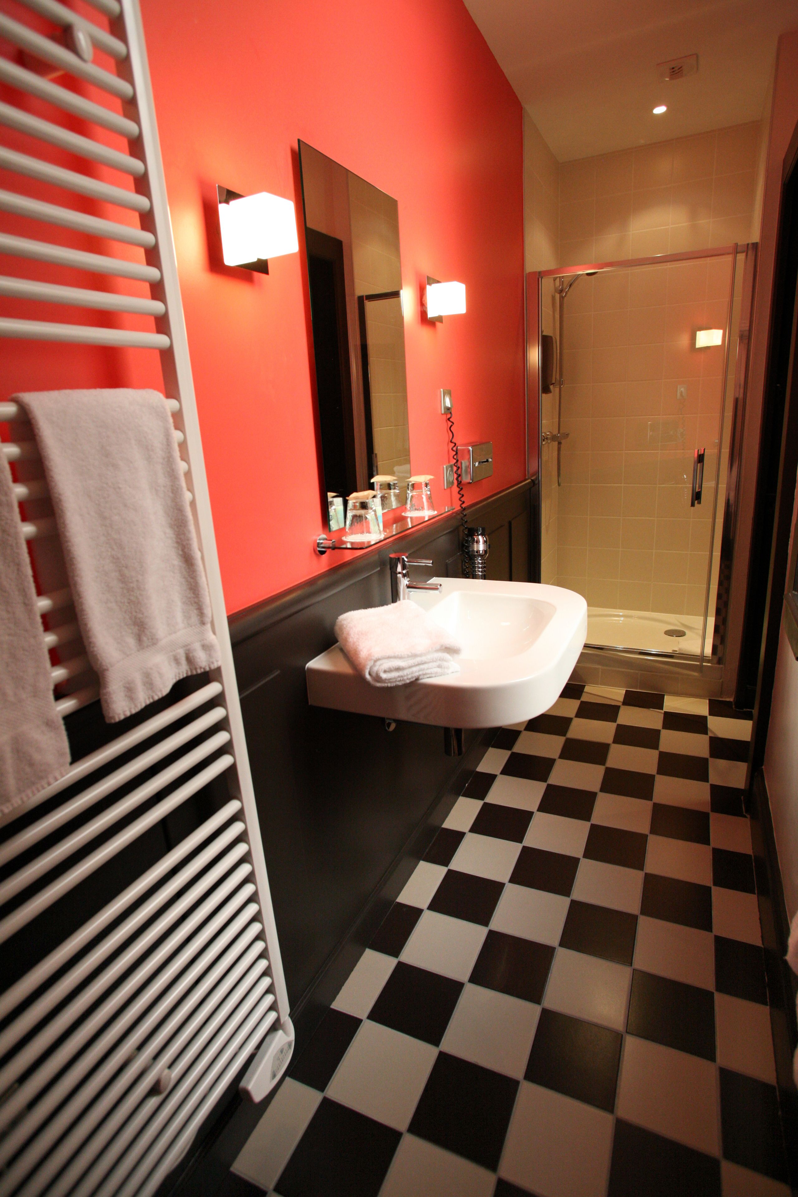 traditional double room, courtyard view | bathroom | free toiletries, hair dryer, towels