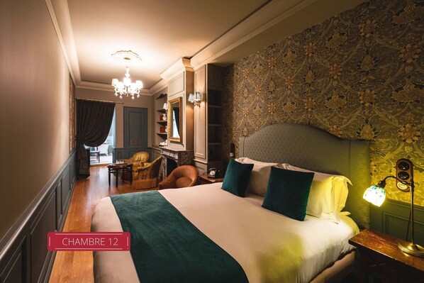 Traditional Double Room, Courtyard View | Premium bedding, pillow-top beds, individually decorated