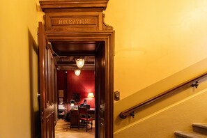 Reception - Hôtel Bayard Bellecour (Lyon)