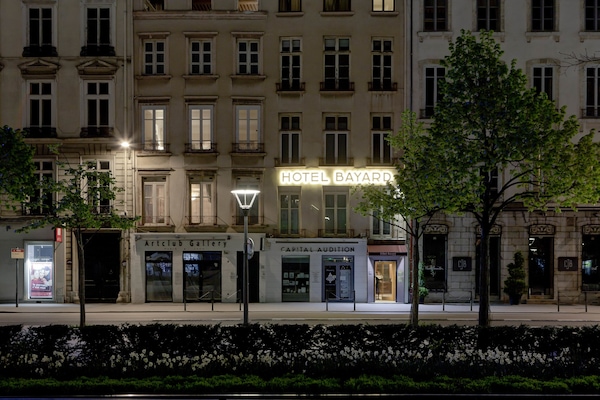 Front of property – evening/night
