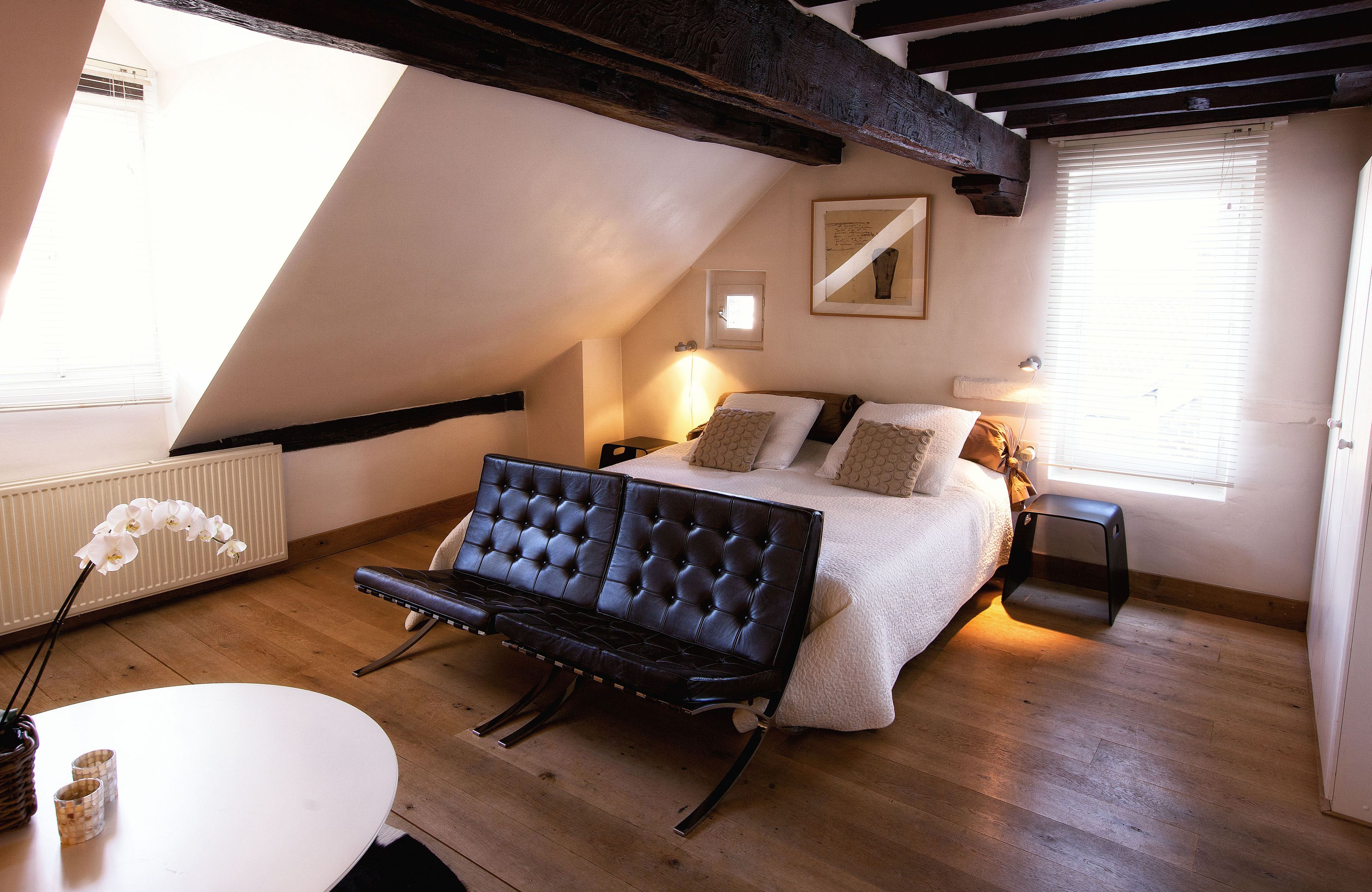 comfort quadruple room, bathtub | 1 bedroom, minibar, in-room safe, individually decorated