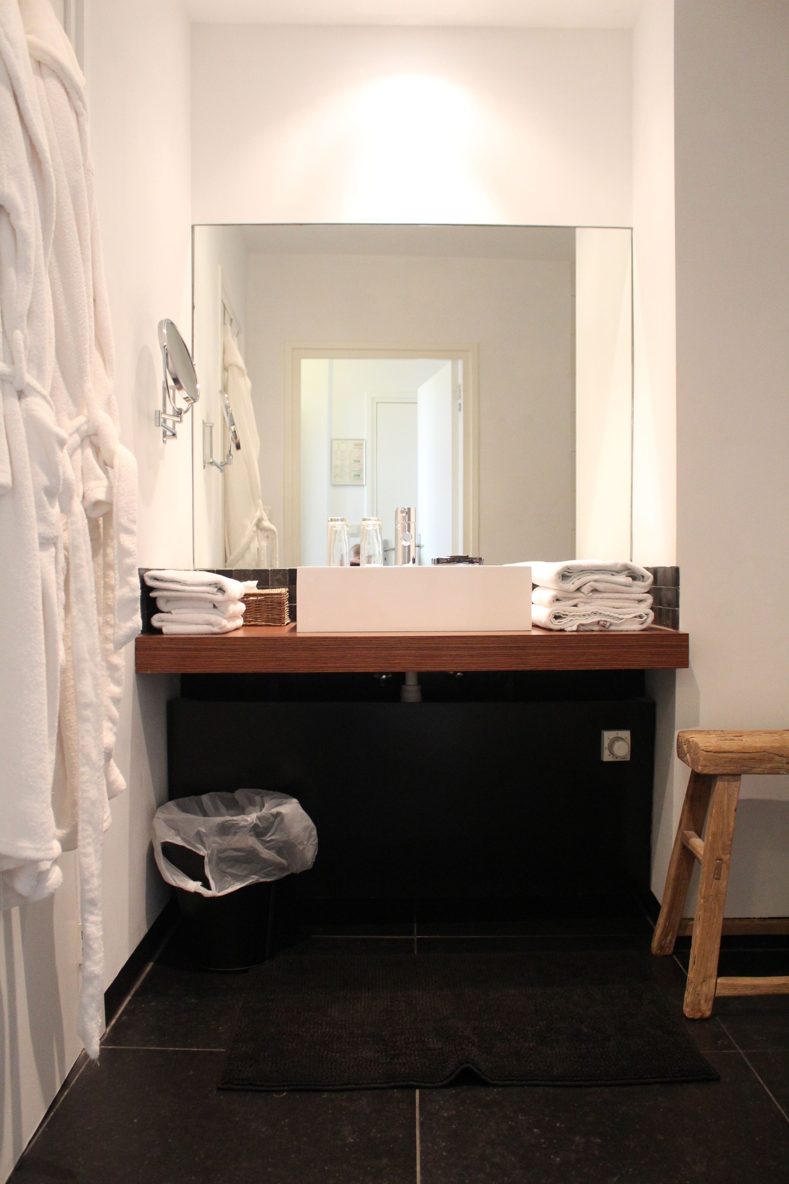 junior suite, bathtub | bathroom | designer toiletries, hair dryer, towels, soap