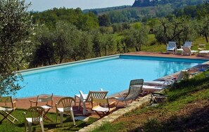 Seasonal outdoor pool - Relais Il Trebbiolo (Pontassieve)