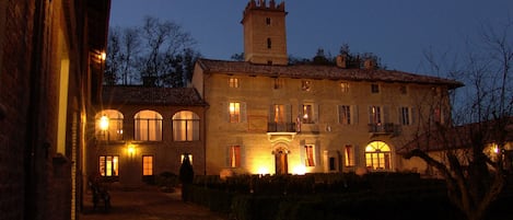 Front of property – evening/night