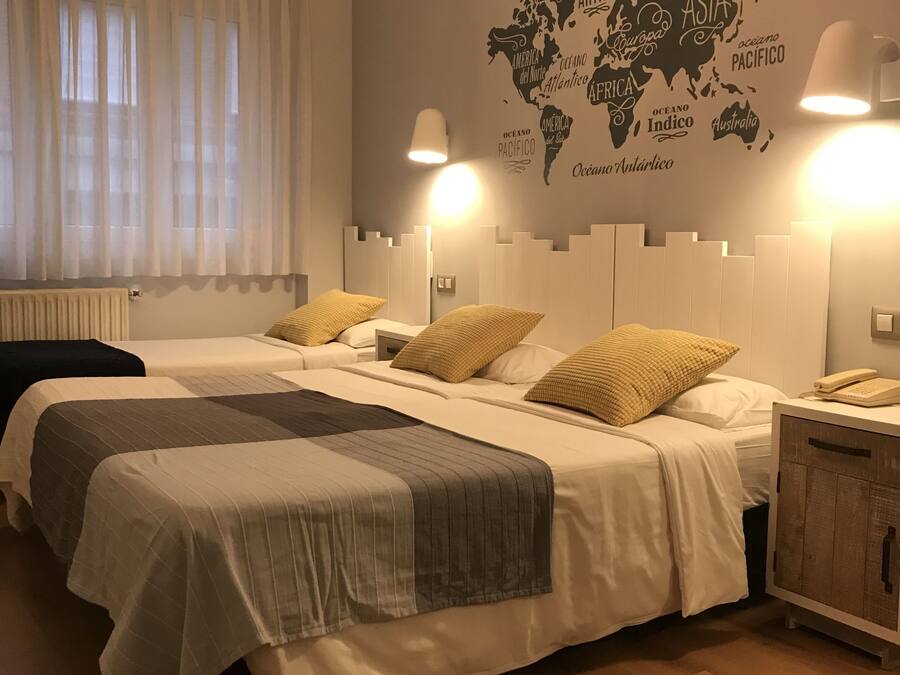 Triple Room