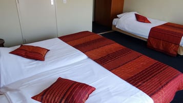 Comfort Triple Room | Individually decorated, individually furnished, blackout drapes