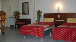Standard-Dreibettzimmer