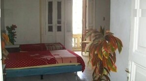 In-room safe, desk, iron/ironing board, free WiFi