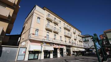 واجهة المنشأة