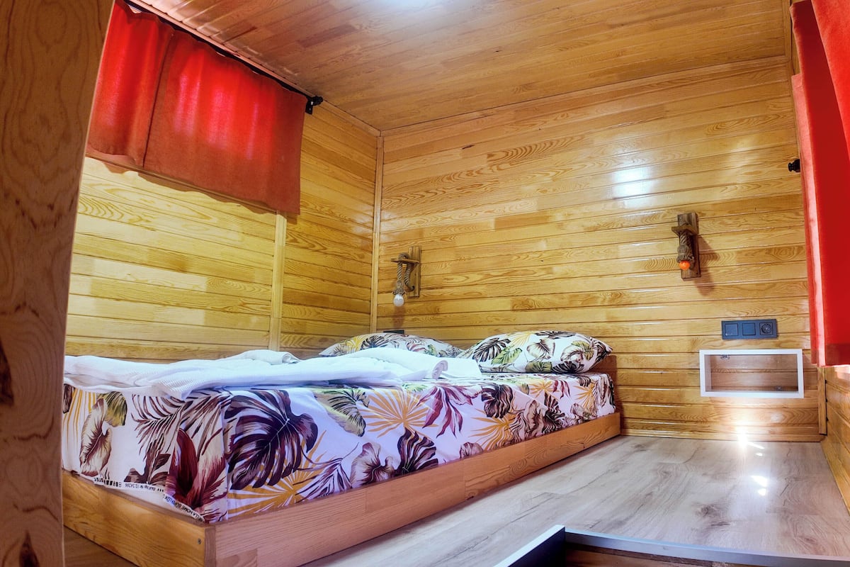Comfort Tree House