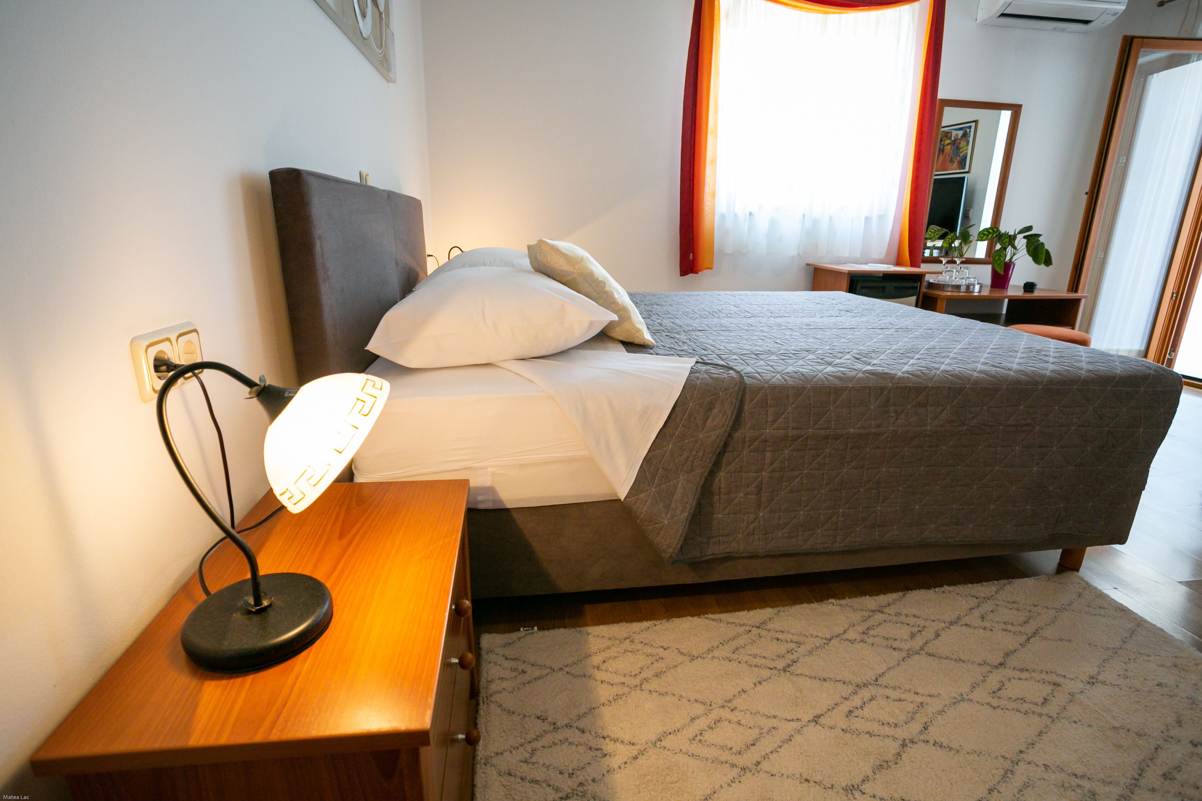 double room, 1 double bed | minibar, in-room safe, bed sheets