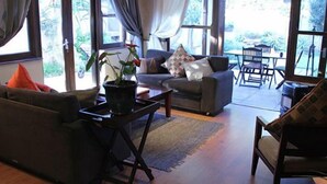 Ảnh chưa phân loại, 4 trong số 48 ảnh, nút
