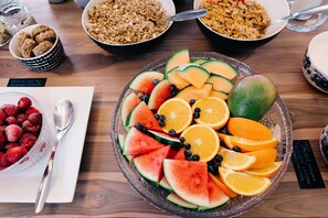 Free daily continental breakfast - Hotel Sparre (Porvoo)