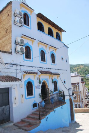 Front of property - Dar Zman Guest House (Chefchaouen)