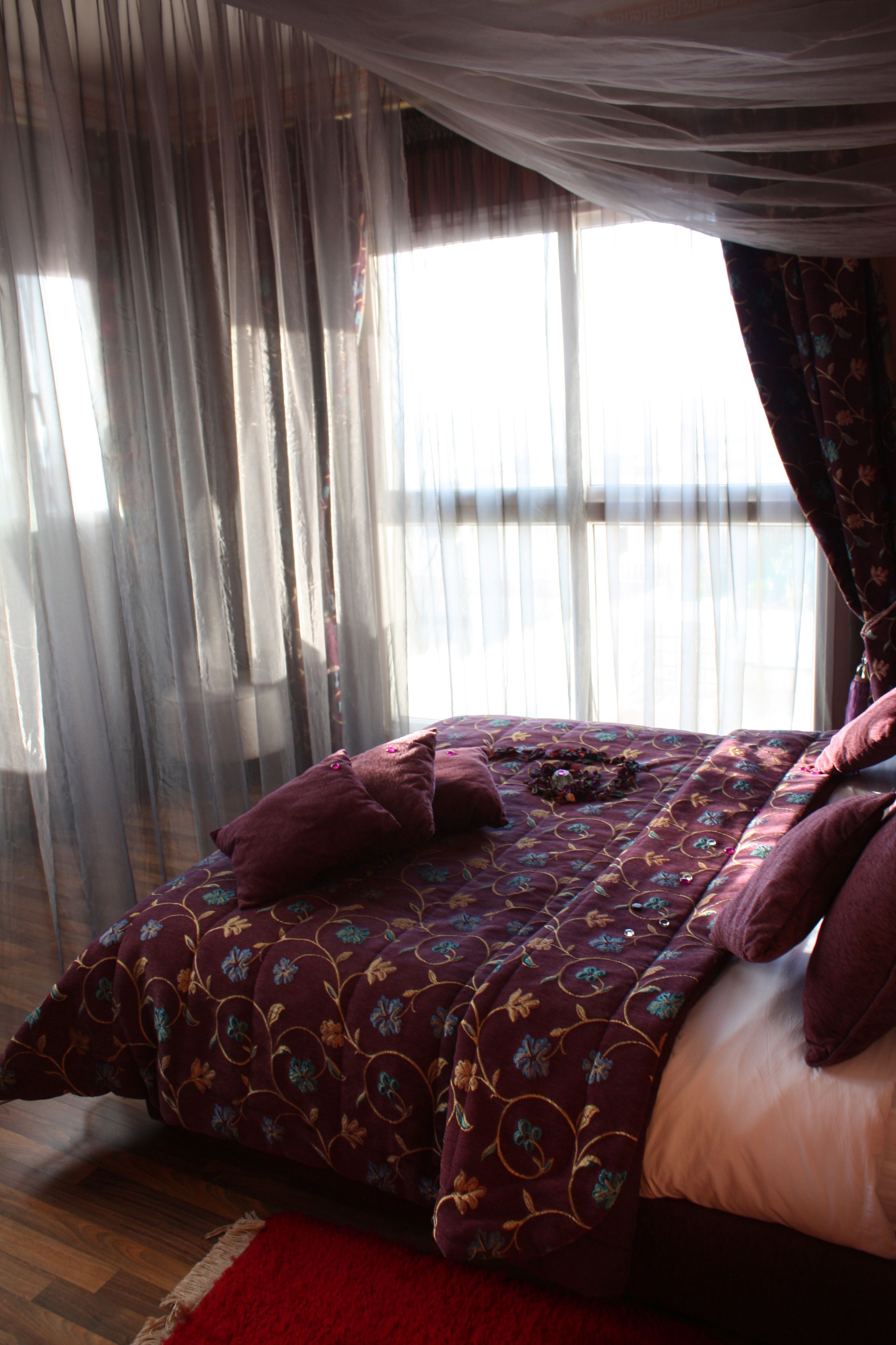 Down comforters, pillowtop beds, minibar, in-room safe