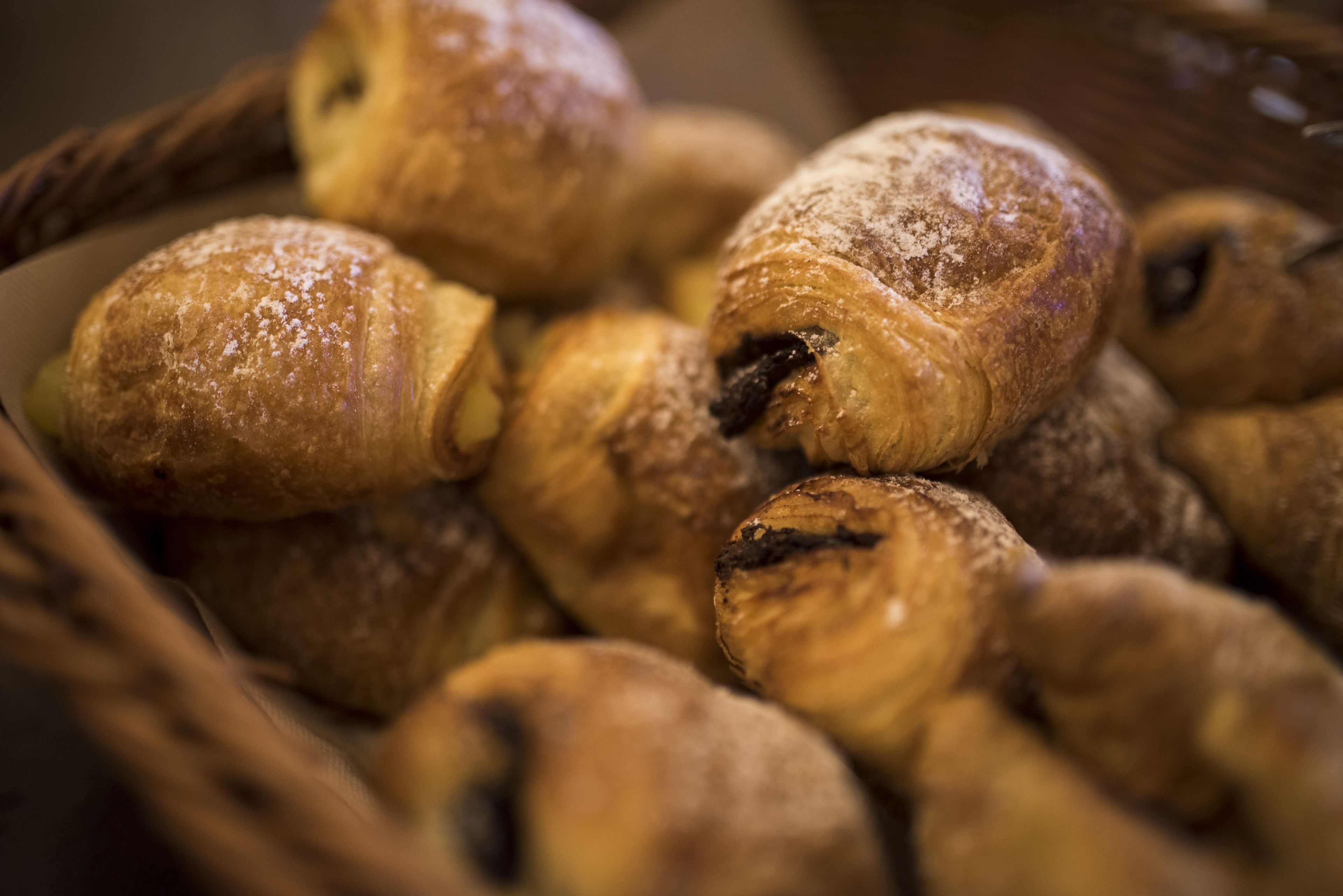 daily buffet breakfast (eur 18 per person)