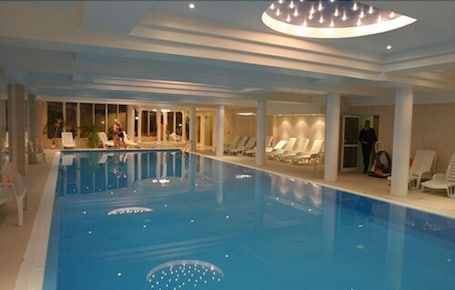 Indoor pool. Ambasador Chojny Hotel Lodz