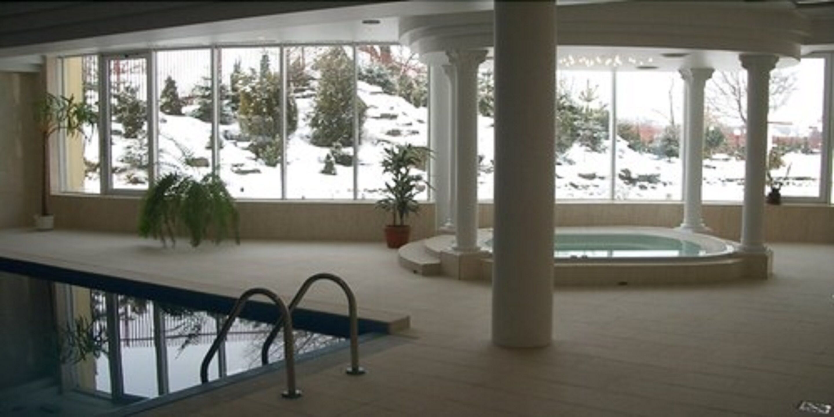 Foto - Hotel Ambasador Chojny