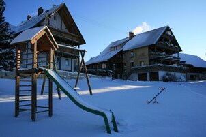 Außen-Kinderspielplatz