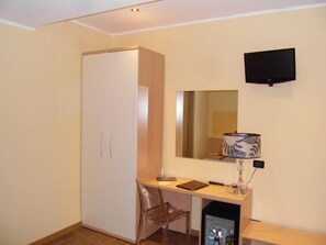 Sábanas italianas Frette, minibar y caja de seguridad en la habitación 