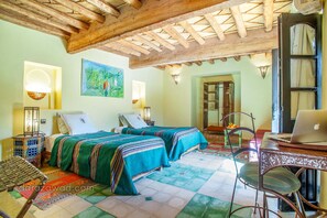 Suite (Sultan) | In-room safe, soundproofing, iron/ironing board, rollaway beds - Dar Azawad (M'Hamid El Ghizlane)