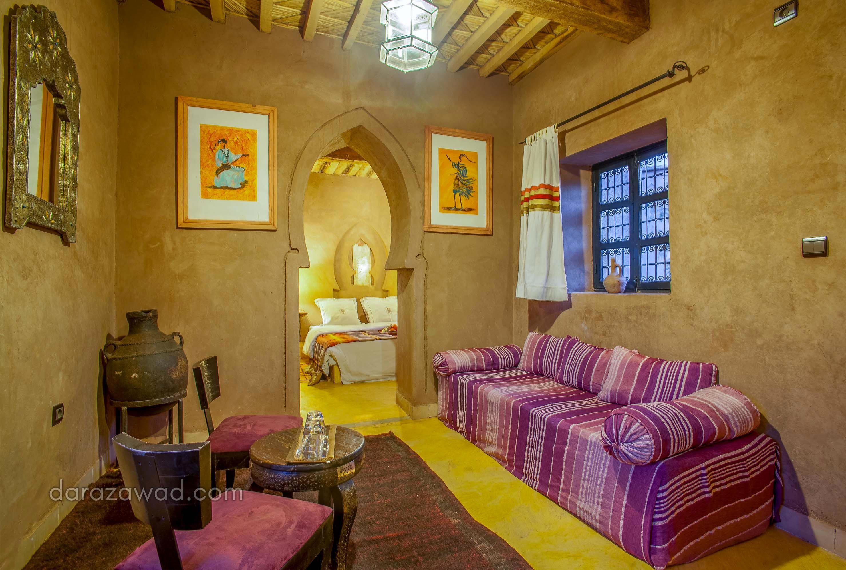 standard room (sultan) | living area