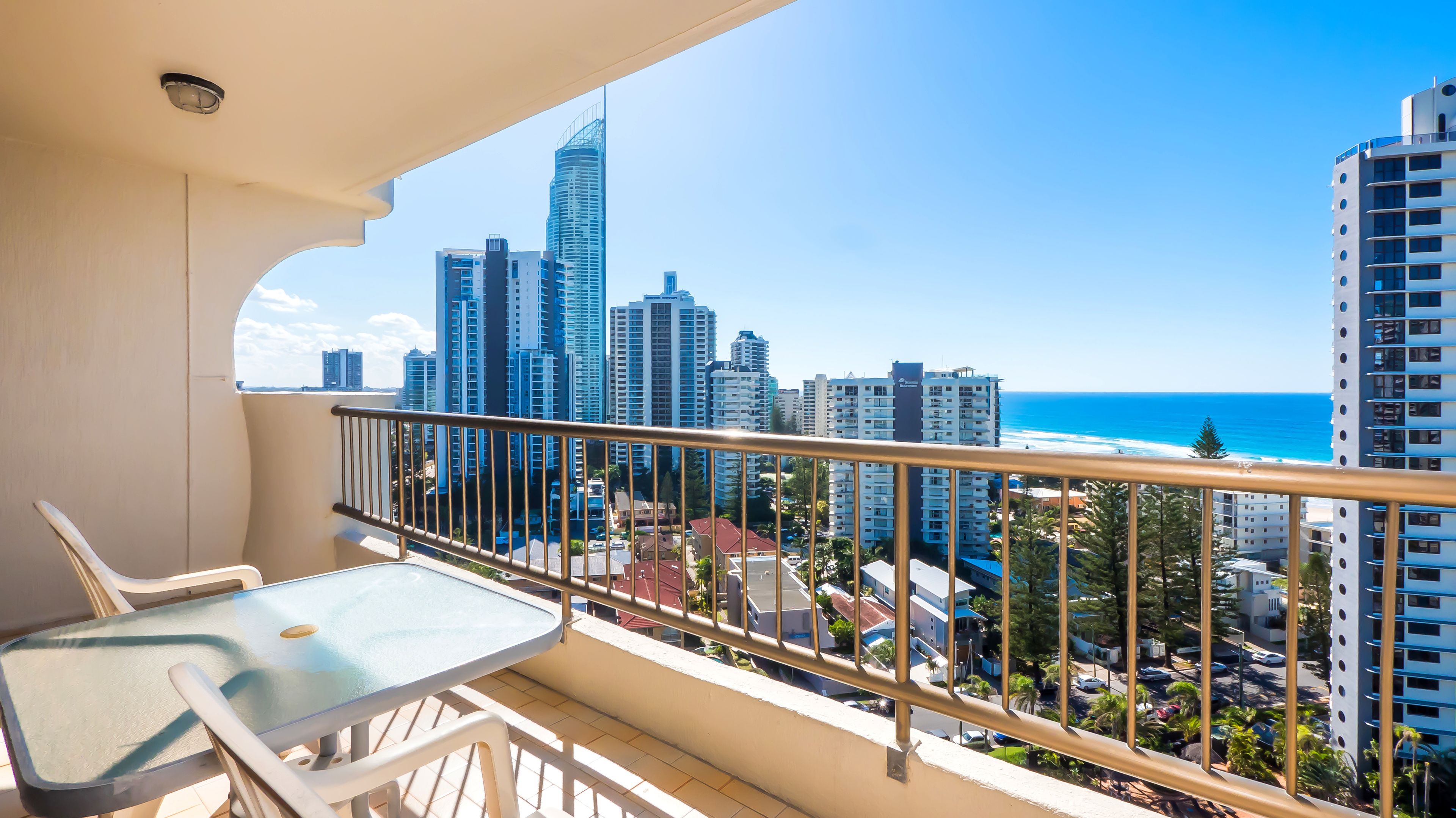 Apartamento, 2 quartos | Sacada