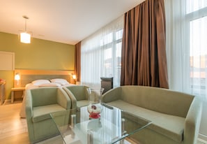 Smart TV 32 pulgadas con canales de televisión vía satélite