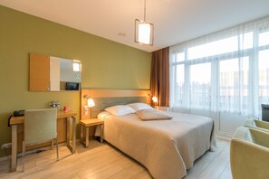 Phòng Suite Deluxe | 1 phòng ngủ, bộ đồ giường cao cấp, két bảo mật tại phòng, bàn 