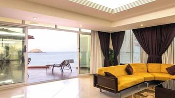 In-room safe, desk, iron/ironing board, free cribs/infant beds