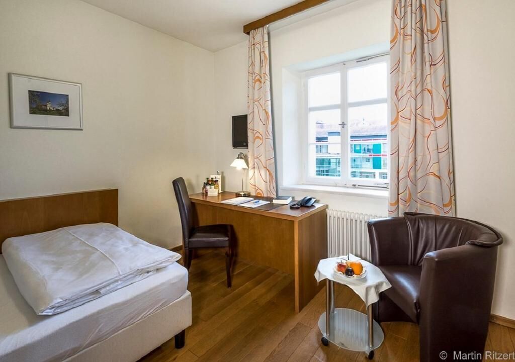 premium bedding, in-room safe, desk, iron/ironing board