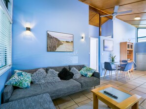 Villa, 2 Bedrooms - Pet Friendly | Living area