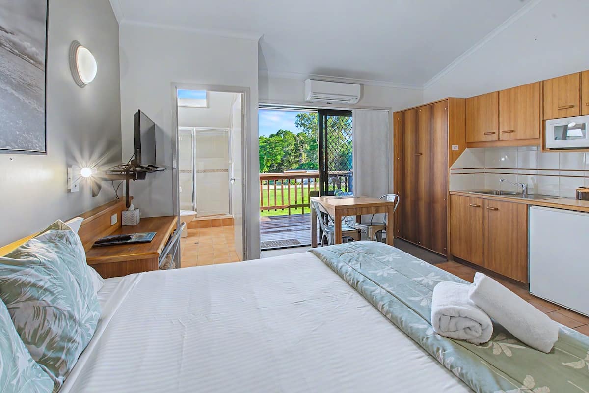 Studio (2 adults) | Literie de qualité, décor unique, ameublement unique