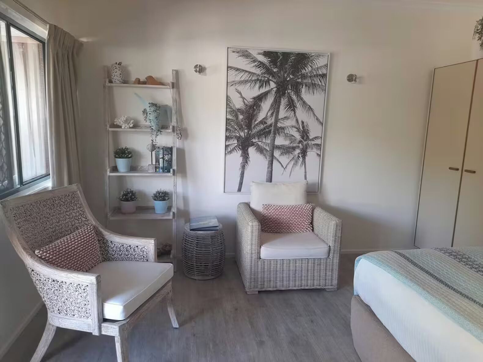Studio (3 adults)
