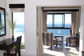 Luxury Double or Twin Room (Mafunyane) | View from room - Simon's Town Guest House (Cape Town)