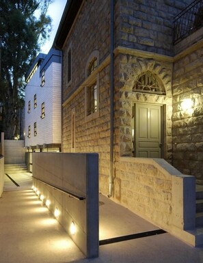 Exterior - Beit Ben Yehuda (Jerusalem)