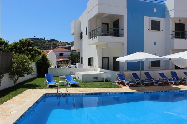 Outdoor pool - Vicentina Hotel (Aljezur)